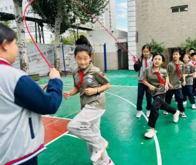 古人释义养子使作善对一个孩子来说德育永久比高分重要 古人释义养子使作善对一个孩子来说德育永久比高分重要
