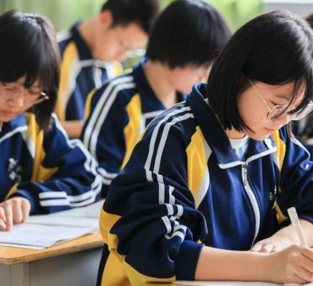 兴趣爱好也是学生重要组成部分家长应鼓励孩子发展个人兴趣 兴趣爱好也是学生重要组成部分家长应鼓励孩子发展个人兴趣